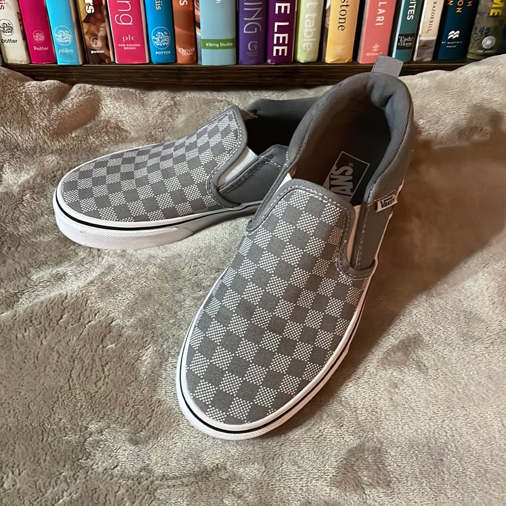 Worn once van slip ons, excellent condition
